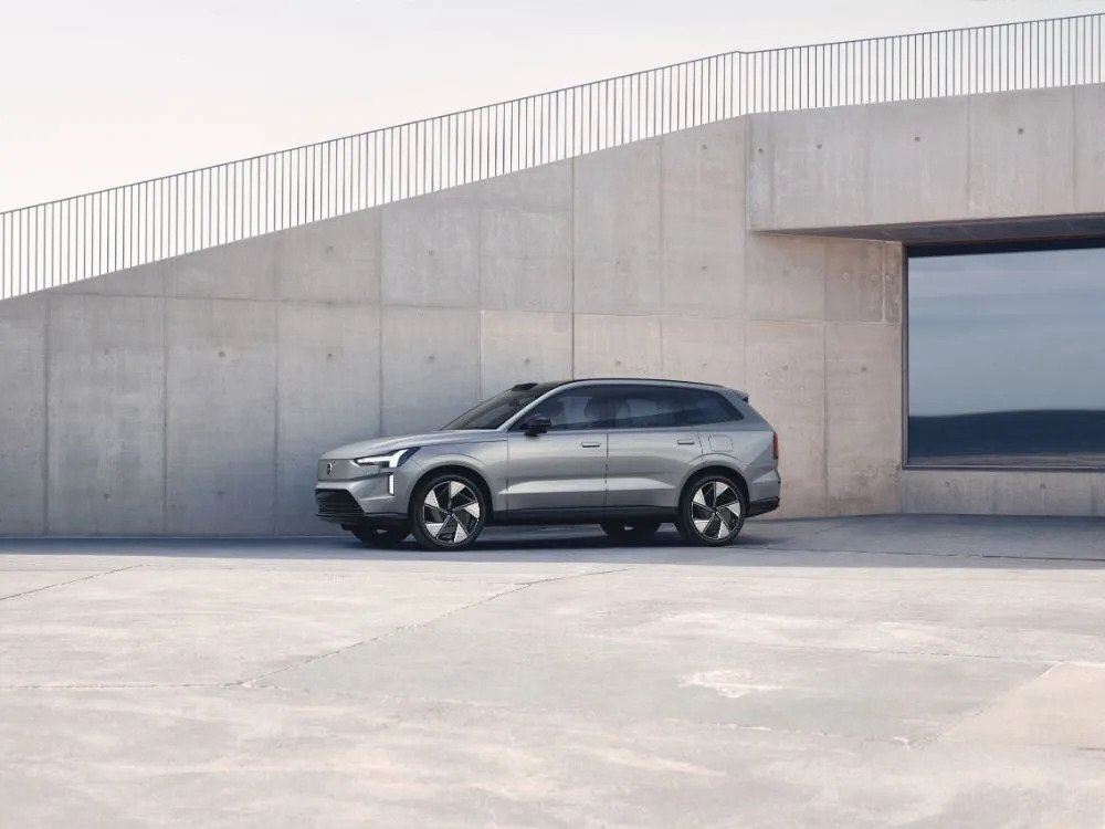 Η Volvo επιταχύνει την υλοποίηση του στρατηγικού της σχεδίου