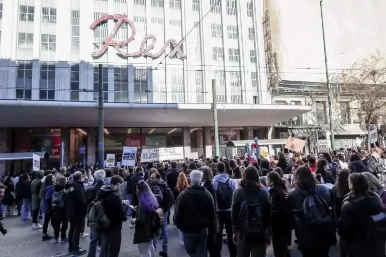 Κλιμακώνουν τις κινητοποιήσεις οι καλλιτέχνες – Νέα 24ωρη απεργία την Τετάρτη