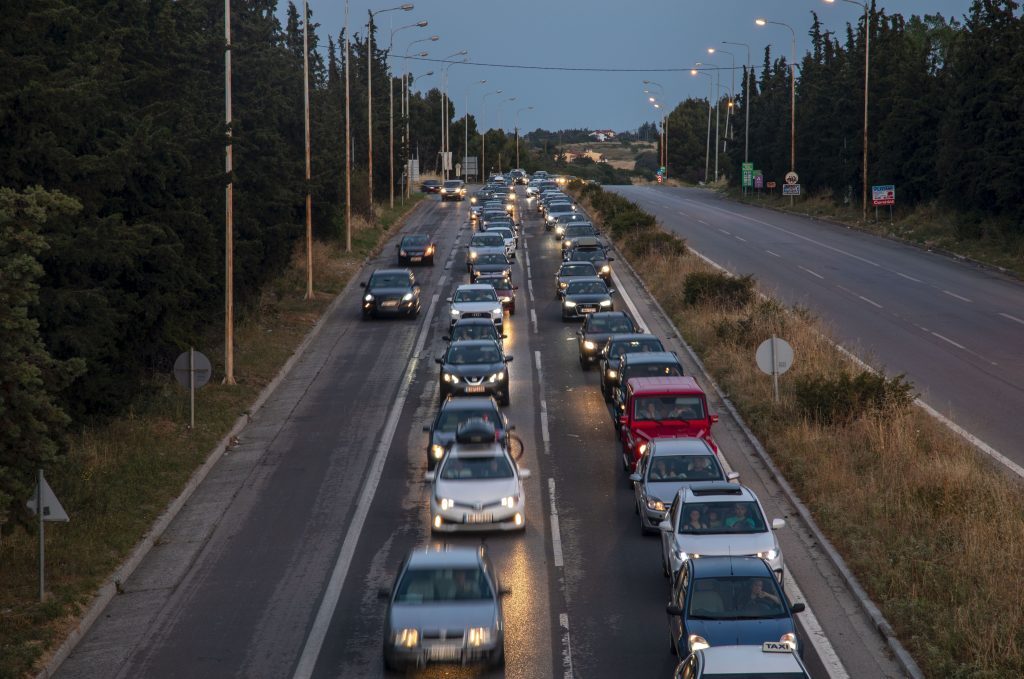 Τριήμερο Καθαράς Δευτέρας: Συνεχίζεται η έξοδος των εκδρομέων – 76.408 οχήματα έφυγαν το Σάββα