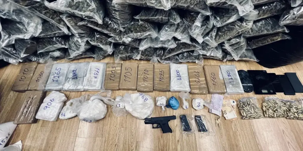 Κόρινθος: Χειροπέδες σε 28χρονο για ναρκωτικά – Σε βάρος του σχηματίσθηκε δικογραφία