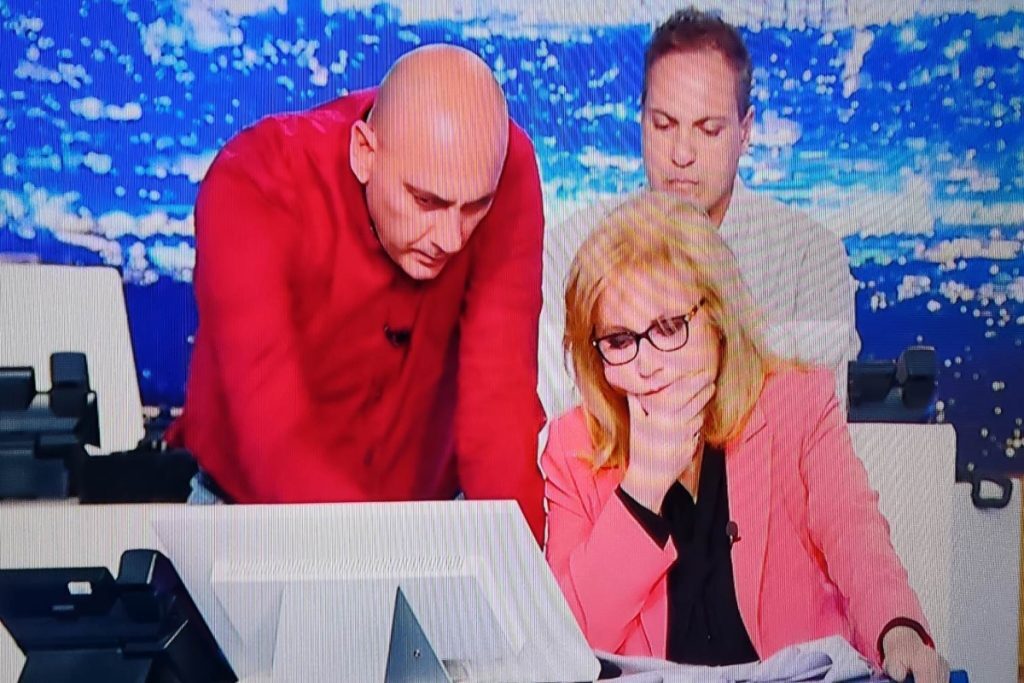 Φως στο Τούνελ: Η Νικολούλη εξιχνιάζει πολύκροτη υπόθεση – Η στιγμή που βλέπει το υλικό που έστειλε