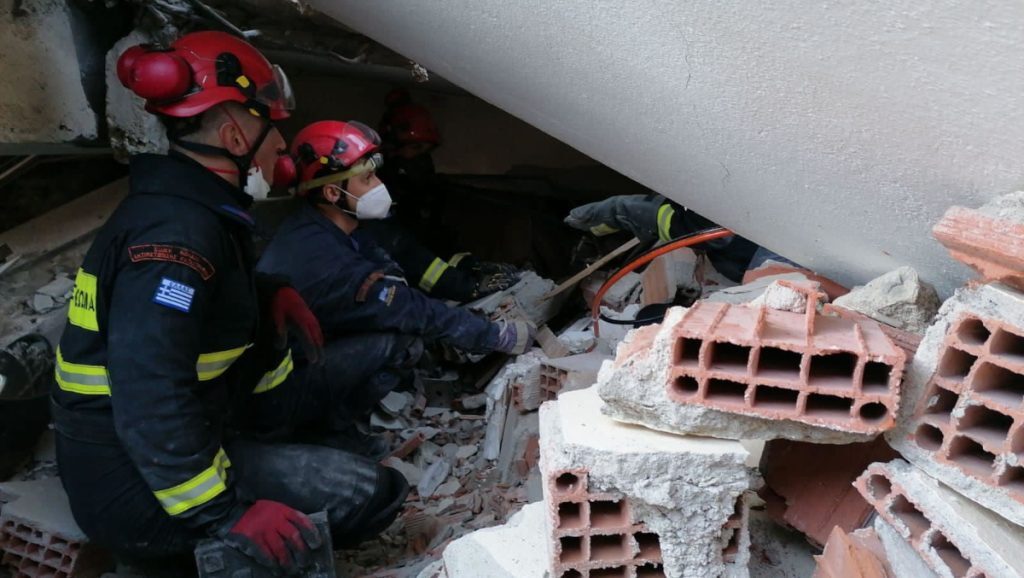 Συγκλονίζουν οι περιγραφές των ανδρών της ΕΜΑΚ στο Eleftherostypos.gr – Τι έζησαν στο σεισμό σ