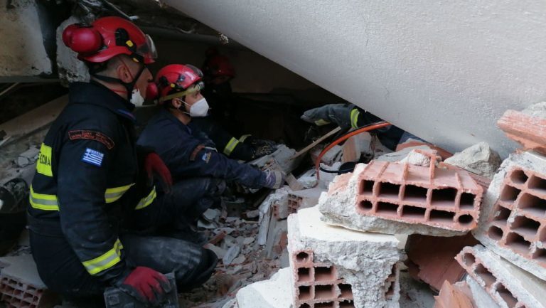 Συγκλονίζουν οι περιγραφές των ανδρών της ΕΜΑΚ στο Eleftherostypos.gr – Τι έζησαν στο σεισμό στην Τουρκία
