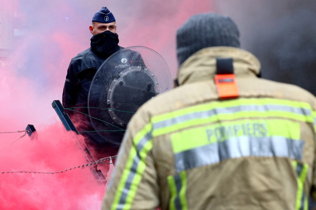 Βέλγιο: Συνελήφθησαν 8 ύποπτοι που πιστεύεται ότι σχεδίαζαν τρομοκρατικές επιθέσεις