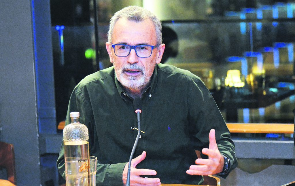 Παντελής Καψής: «Η χρεοκοπία  μας έβαλε  στα Μνημόνια»