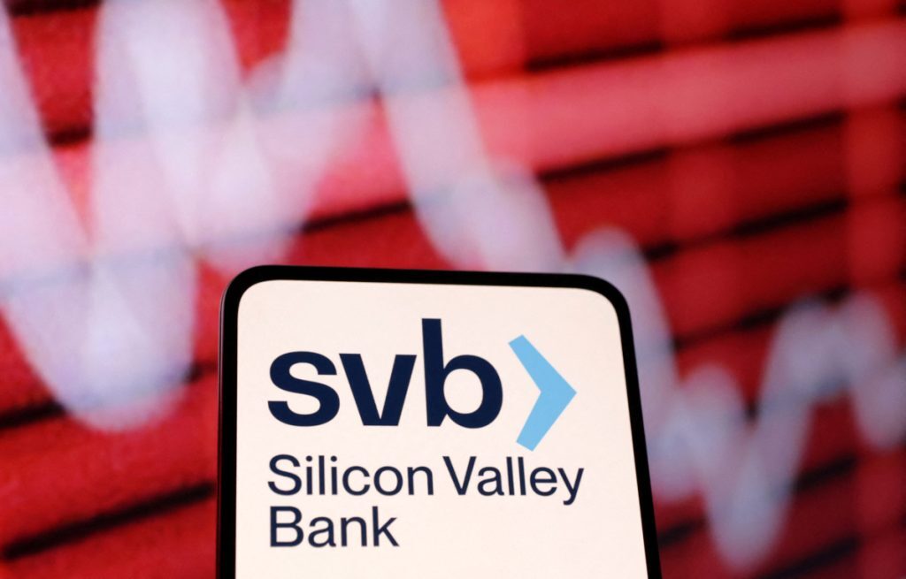 Silicon Valley Bank: «Πολύ περιορισμένη η παρουσία της στην Ε.Ε.», λέει η Κομισιόν