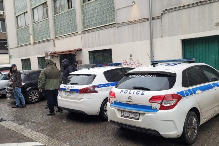 Τραγωδία στα Τέμπη: Πήρε προθεσμία για να απολογηθεί ο σταθμάρχης – «Είναι συντετριμμένος» λέει ο συνήγορός του [βίντεο]