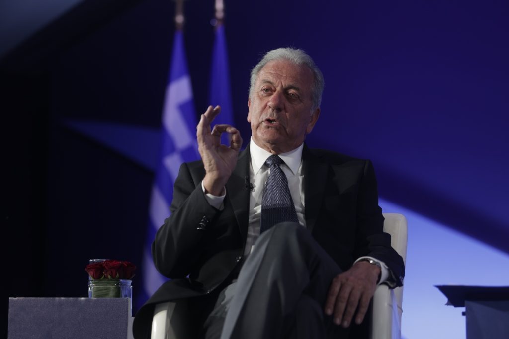 Qatargate: Ευρωπαϊκό ένταλμα άρσης ασυλίας για τον Αβραμόπουλο – «Δεν έχω να κρύψω τίποτα», απ