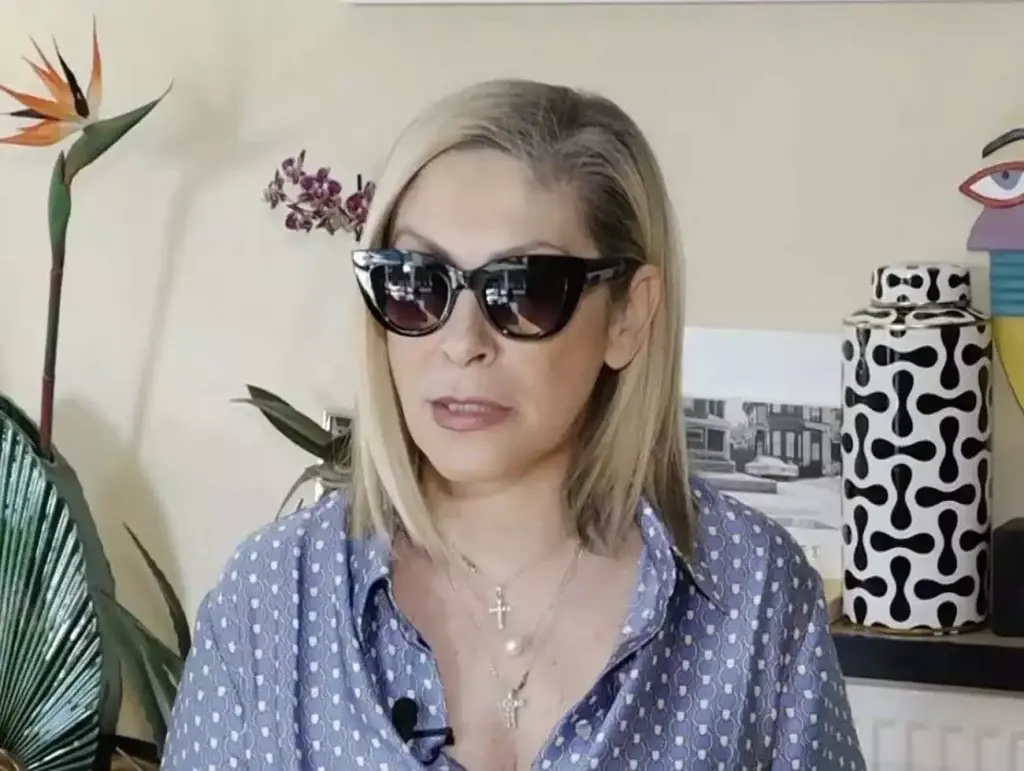Έφη Σαρρή: «Η ηλικία μου είναι ένας γρίφος – Πολλές κυρίες μου είπαν ότι για τα 77 μου κρατιέμ