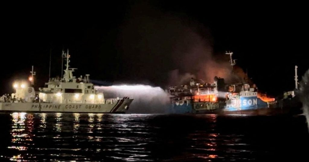 Φιλιππίνες: Νεκρό βρέφος 6 μηνών και άλλοι 30 άνθρωποι από φωτιά σε πλοίο