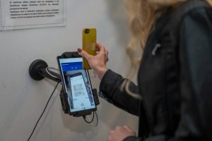 Ψηφιακή κάρτα εργασίας: Μπαράζ ελέγχων από την Επιθεώρηση Εργασίας - «Φρένο» στην αδήλωτη εργασία