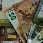 Έκτακτο βοήθημα 200 ευρώ τον Δεκέμβριο – Ποιοι οι δικαιούχοι