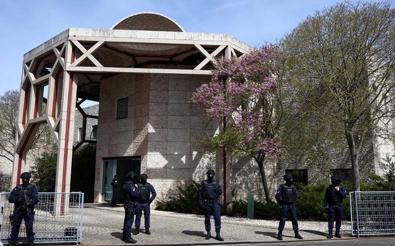Πορτογαλία: Δύο νεκροί σε επίθεση με μαχαίρι κατά μουσουλμάνων – Αρκετοί τραυματίες