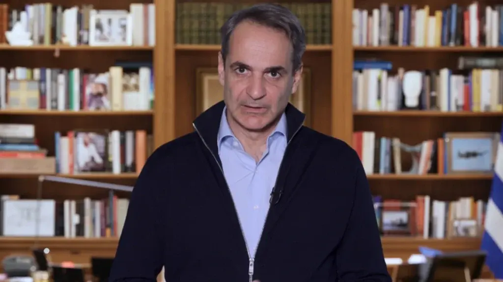 Τραγωδία στα Τέμπη-Μητσοτάκης: «Θα δουλέψουμε για το ποτέ ξανά» – Νέος υπουργός Μεταφορών ο Γεραπετρίτης – Τέλος ο Καραμανλής και οι επικεφαλής του ΟΣΕ και της ΕΡΓΟΣΕ