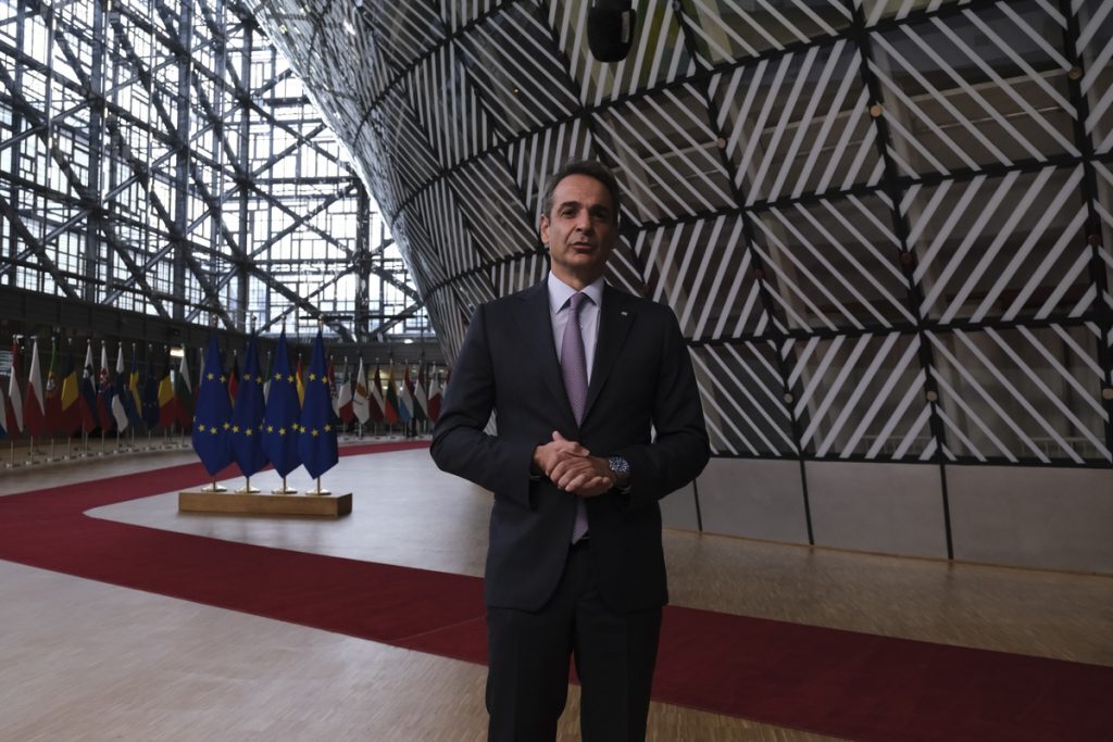 Μητσοτάκης από Βρυξέλλες: Προστατευμένες οι καταθέσεις των Ελλήνων – Ισχυρές οι τράπεζες
