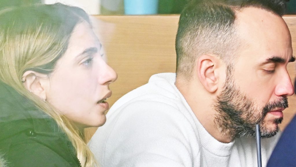 Μουζουράκης – Κοζάρη: Περιμένουν κορίτσι – Μόλις έγινε η αποκάλυψη [Βίντεο]