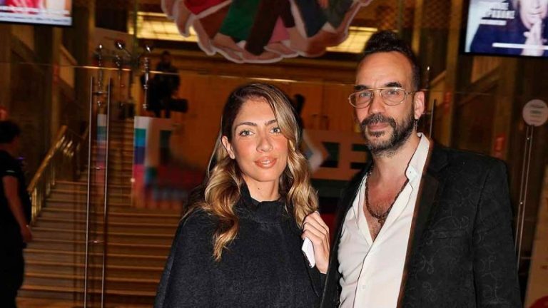 Που και πότε παντρεύονται ο Πάνος Μουζουράκης και η εγκυμονούσα Μαριλού Κοζάρη