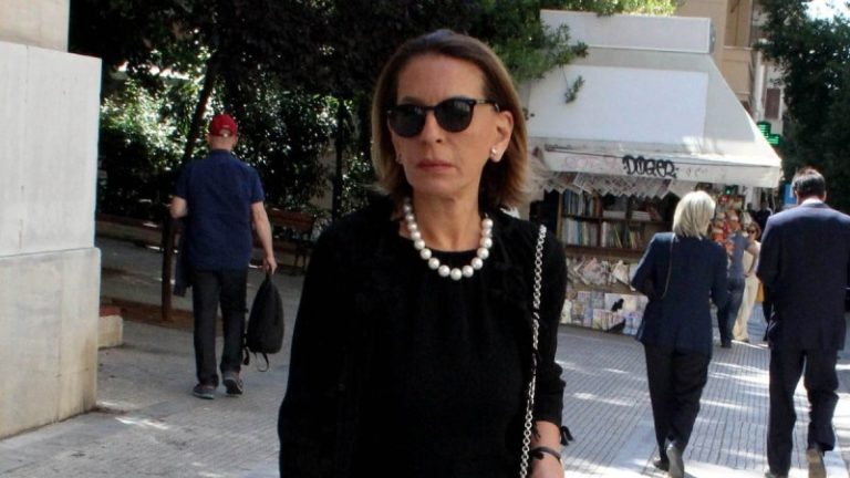 Όλγα Τρέμη: Η ιστορία της δημοσιογράφου και οι τρεις άντρες που παντρεύτηκε