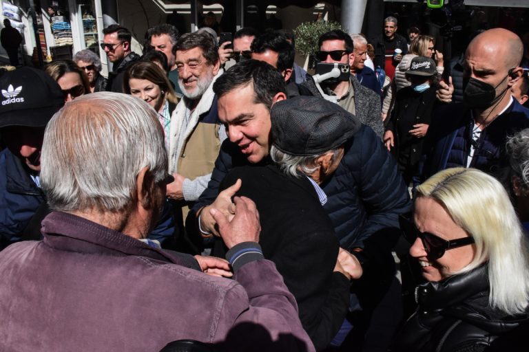 Καλαμάτα – Τσίπρας: Ψήφος στον ΣΥΡΙΖΑ σημαίνει αύξηση μισθών, μείωση τιμών, ρύθμιση χρεών και αποτελεσματικό κράτος