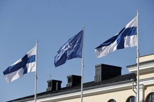 Οχυρωματικά έργα από τη Φινλανδία στα σύνορα με τη Ρωσία