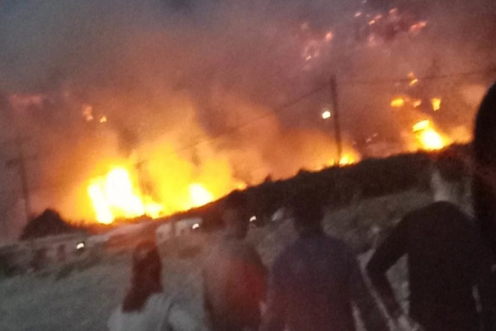 Μεγάλη φωτιά στην Κρήτη: Ισχυρές πυροσβεστικές δυνάμεις στο σημείο – Πνέουν δυνατοί άνεμοι [βί