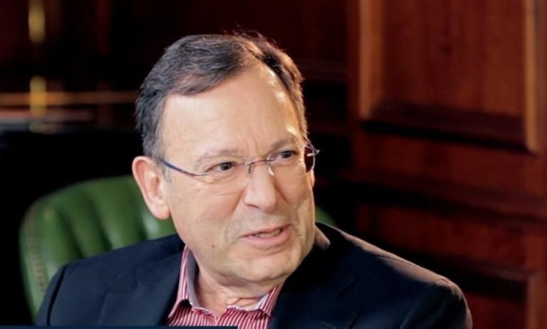Ανδρέας Φουστάνος: «Τι να είμαι με συνομήλικη; Δεν μπορώ να έχω ανθρώπους που έχουν βαρεθεί την ζωή τους» [βίντεο]