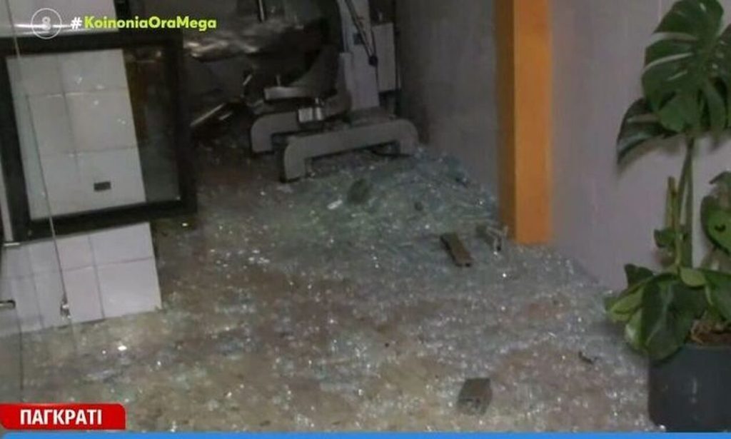 Παγκράτι: Πέταξαν χειροβομβίδα σε εργοστάσιο ζαχαροπλαστικής