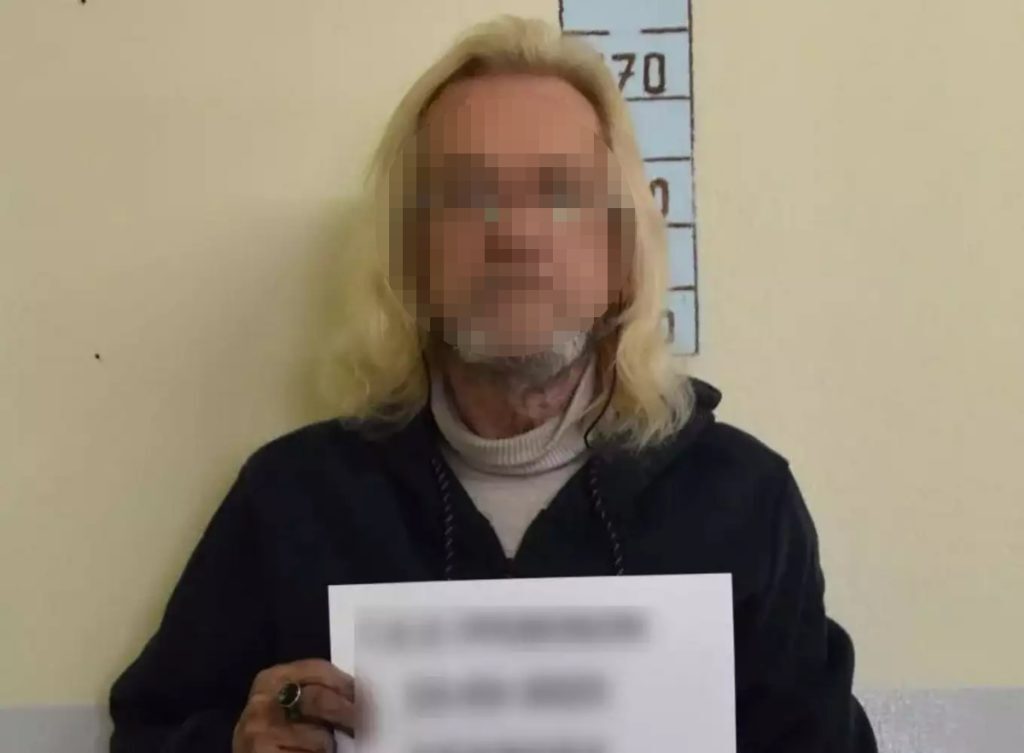Χαλκιδική: Αμείλικτο το κατηγορητήριο για τον «ξανθό μάγο» που βίαζε τη βαφτιστήρα του
