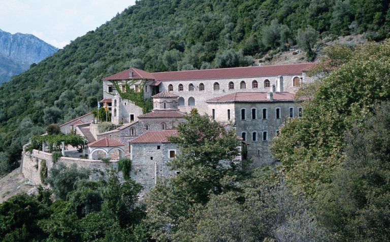 Θεσπρωτία: Ταυτοποιήθηκαν οι αλλοδαποί που εξαπάτησαν μοναστήρι