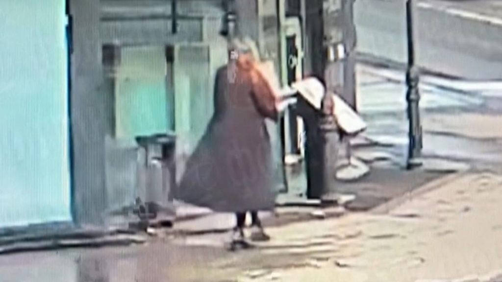 Ρωσία: Συνελήφθη μία γυναίκα για τη δολοφονία στρατιωτικού μπλόγκερ – Βίντεο ντοκουμέντο με ύπ