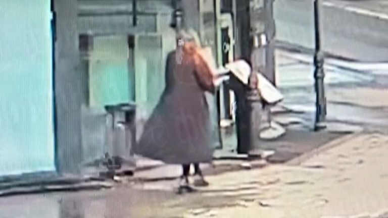 Ρωσία: Συνελήφθη μία γυναίκα για τη δολοφονία στρατιωτικού μπλόγκερ – Βίντεο ντοκουμέντο με ύποπτο δέμα
