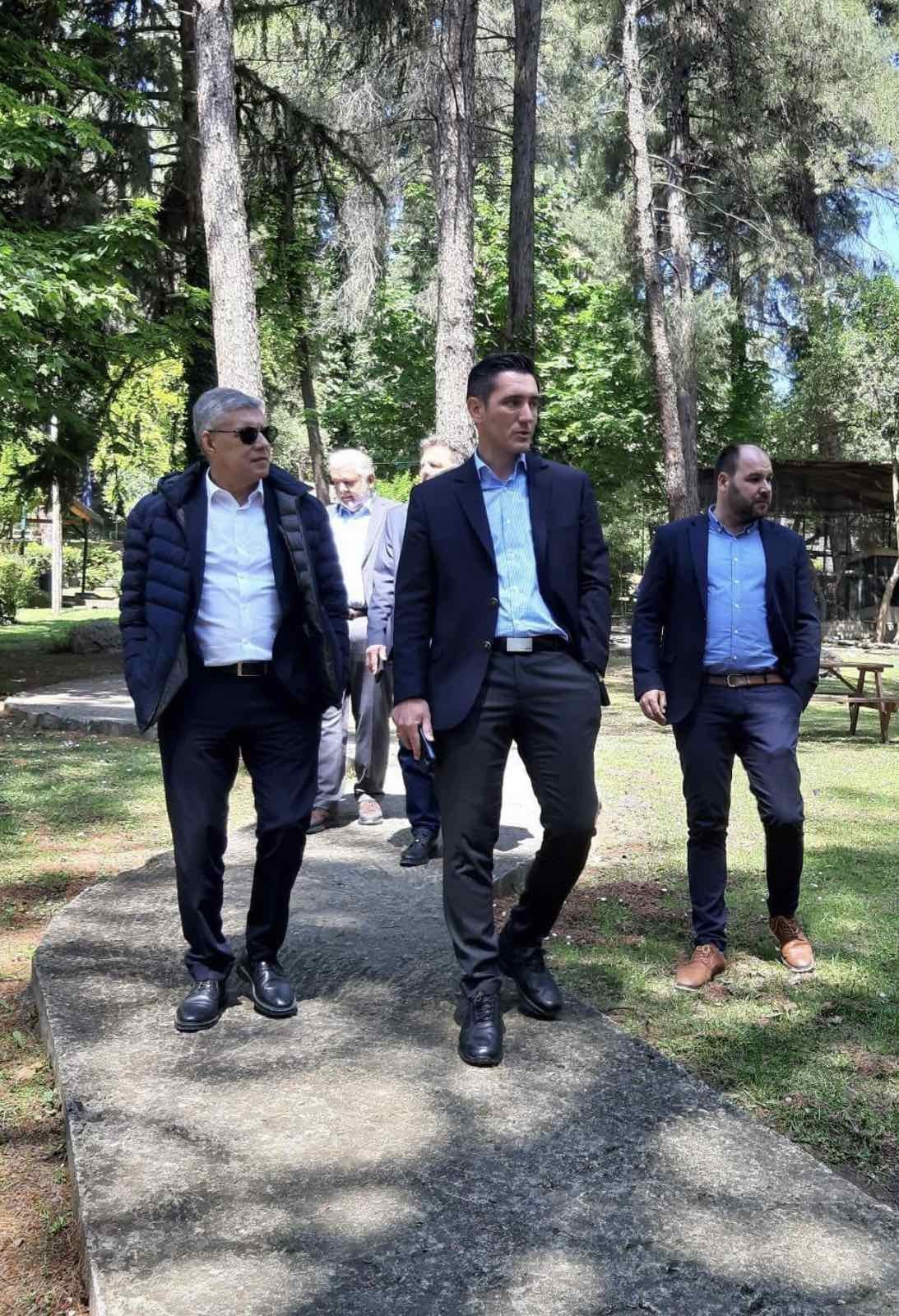 Εσωτερική εικόνα άρθρου