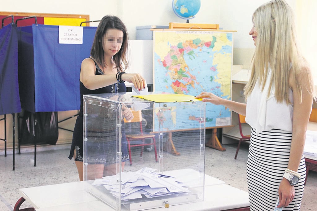 Εκλογές 2023: Τα… πρωτάκια της κάλπης μιλούν στον Ε.Τ.