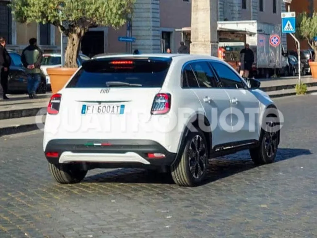 Μια πρώτη ματιά στο νέο Fiat 600