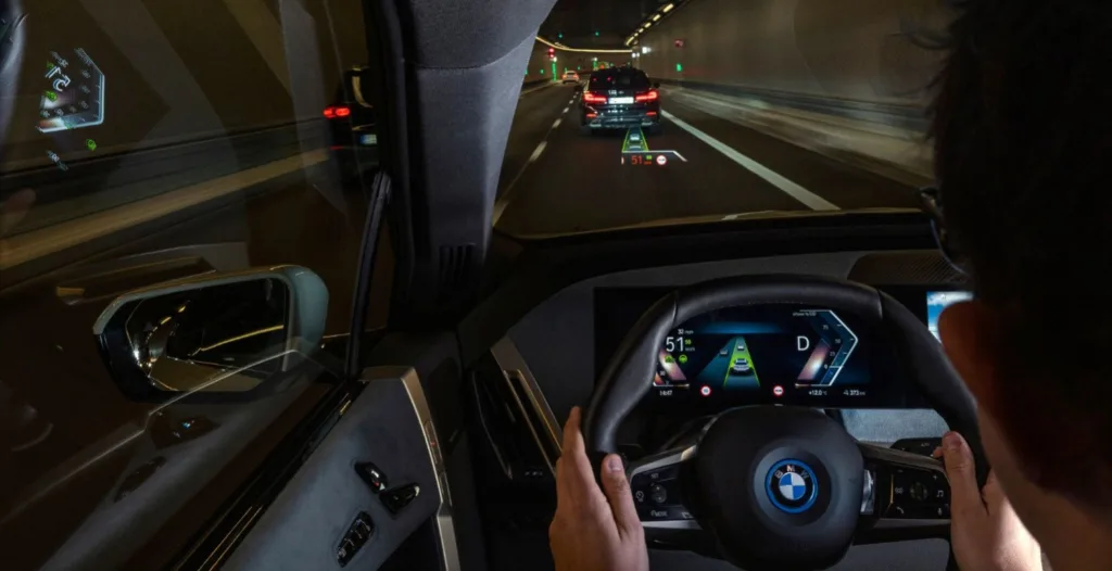 Επικεφαλής σχεδιασμού BMW: «Το εσωτερικό στο επίκεντρο»
