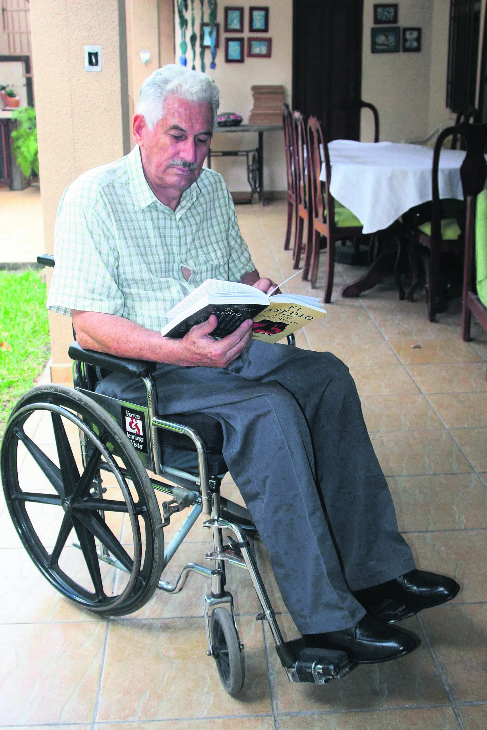 Εσωτερική εικόνα άρθρου