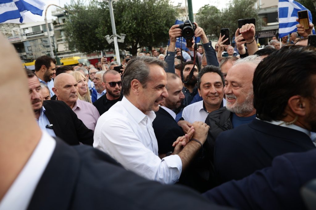 Μητσοτάκης από Περιστέρι: Αν με θέλετε Πρωθυπουργό πρέπει να με ψηφίσετε, όχι να πάμε παραλία –
