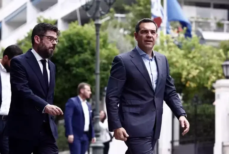 ΣΥΡΙΖΑ: Η επίθεση ντροπή Τσίπρα στους ψηφοφόρους της ΝΔ και ο εμφύλιος για τη διαδοχή