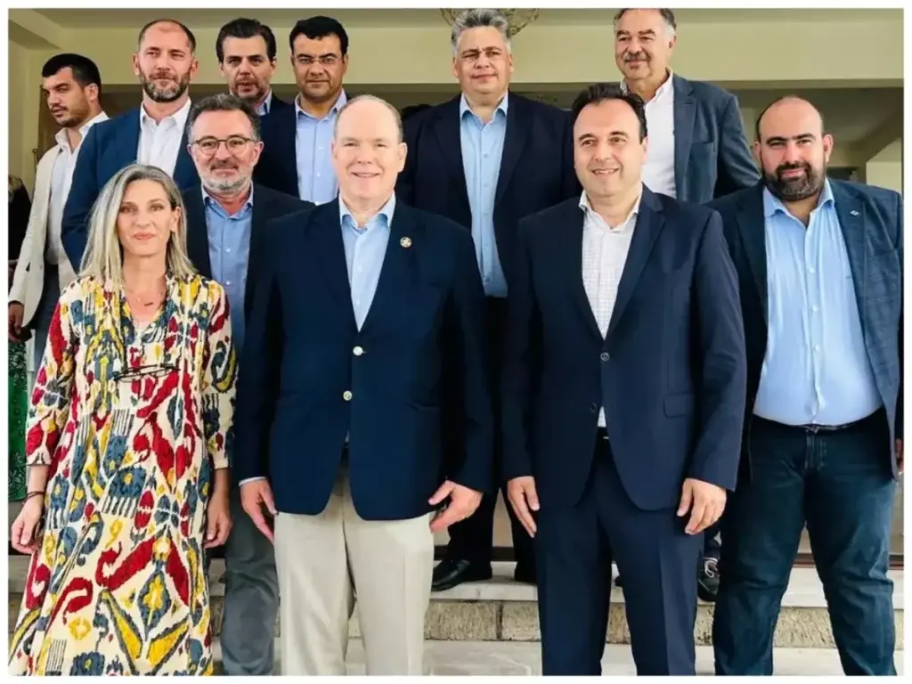 Στην Ελαφόνησο ο Πρίγκιπας Αλβέρτος