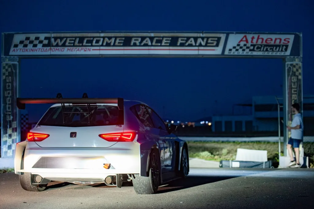 Η εμπειρία ενός βραδινού trackday από την HTTC