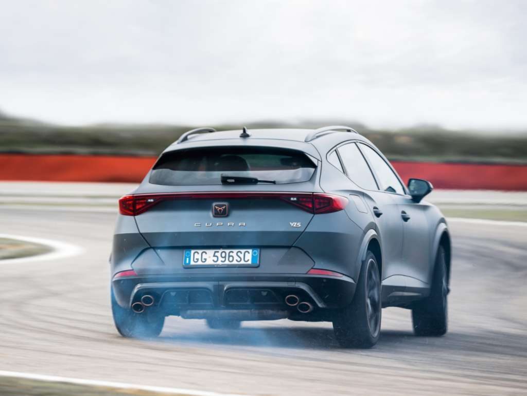 Cupra Formentor με semi-slick ελαστικά Cup 2 R: Άλλο αυτοκίνητο
