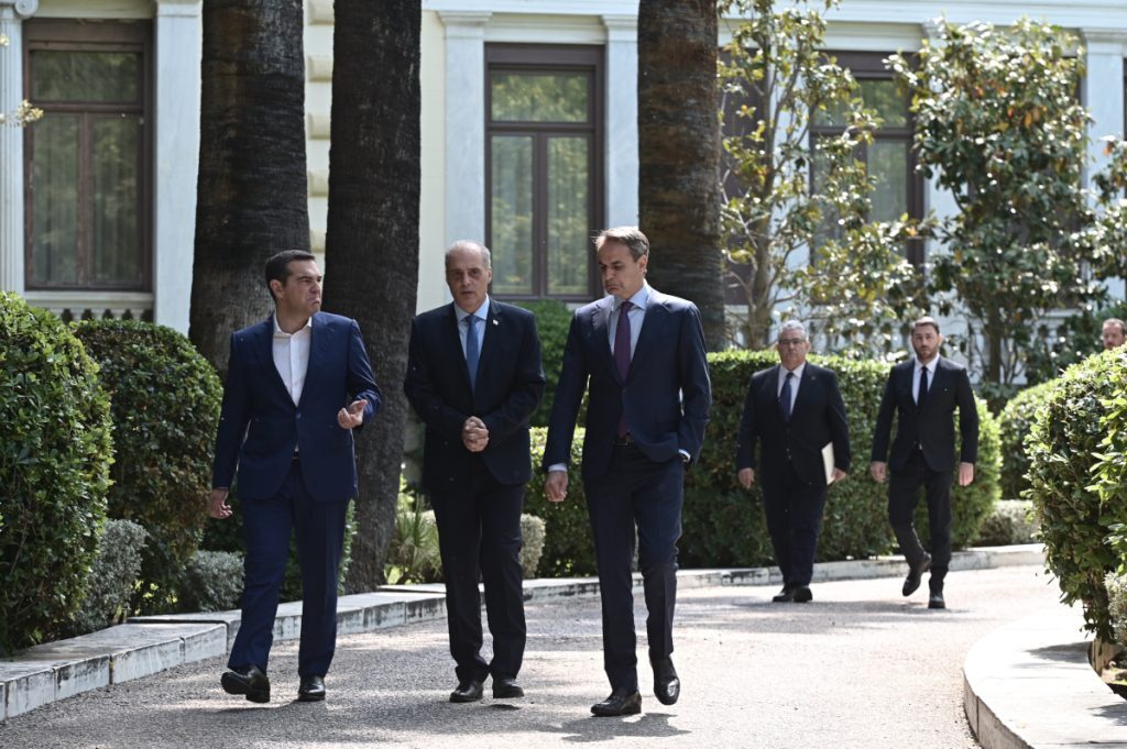 Εκλογές 2023: Μέσα σε μισή ώρα ολοκληρώθηκε το συμβούλιο των πολιτικών αρχηγών