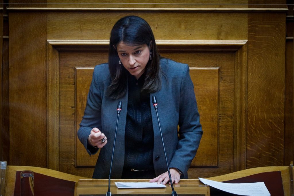 Κεραμέως: Περισσότερες δουλειές, καλύτεροι μισθοί, περισσότερη ασφάλεια στην εργασία, με πράξεις