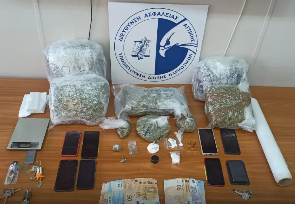 Ωρωπός: Συνελήφθησαν έξι άτομα για διακίνηση κοκαΐνης και κάνναβης