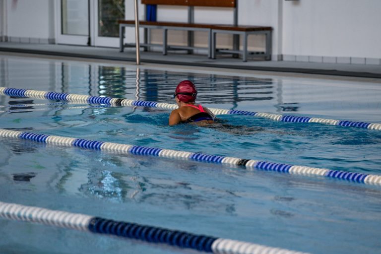 Μεταμόρφωση: Πως είχε καμουφλάρει τη φωτογραφική μηχανή ο 57χρονος που φωτογράφιζε ανήλικες στο κολυμβητήριο