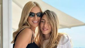 Μουζουράκης