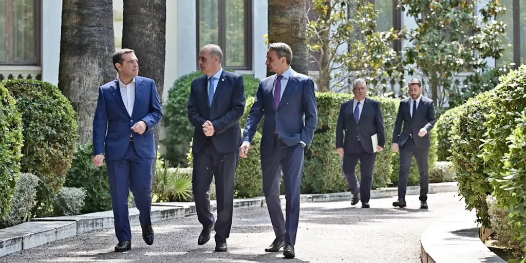 Εκλογές 2023: Οι έδρες που επιλέγουν οι πολιτικοί αρχηγοί, αυτοί που μένουν εκτός και το θέμα Κασταν