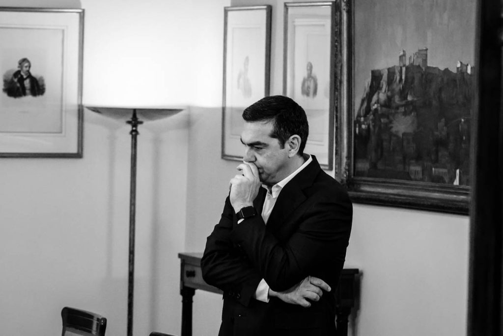 Deutsche Welle: Ο Τσίπρας βρίσκεται μπροστά στο τέλος της καριέρας του