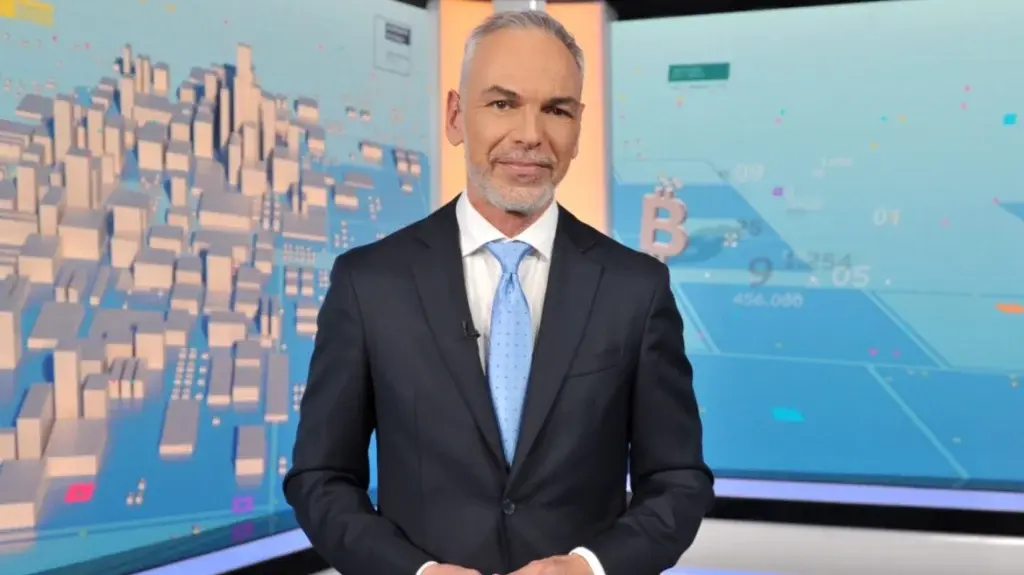 Εκλογές 2023: Ποιος είναι ο κυβερνητικός εκπρόσωπος Ηλίας Σιακαντάρης