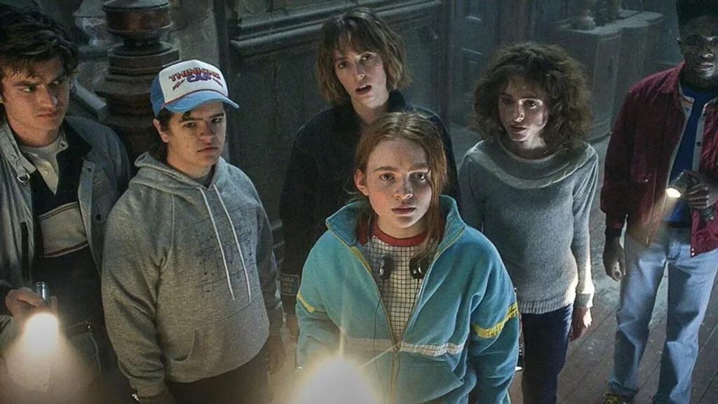 Stranger Things: Καθυστερούν τα γυρίσματα της σειράς λόγω της απεργίας των σεναριογράφων του Χόλιγου